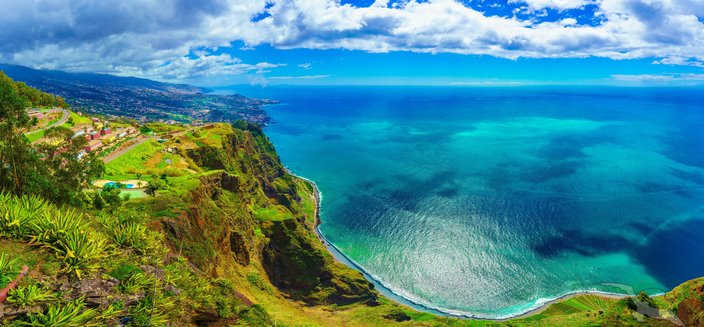 Artania -Panorama von Cabo Girao, Portugal