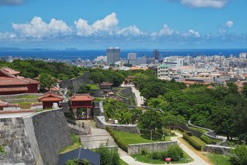 Aussicht auf Naha, Japan