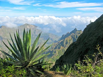 Kraterlandschaft auf der Insel Santo Antao, Kapverdische Inseln