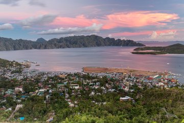 Mount Tapyas im Sonnenuntergang, Philippinen