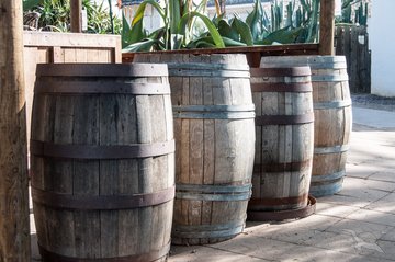 Rumfässer in Nikaragua