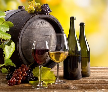 Wein und Weinfass