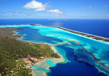 Küste von Bora Bora, Französisch Polynesien