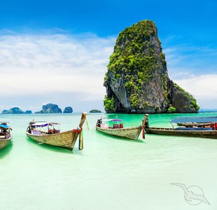 Hölzerne Boote an der Küste von Phuket, Thailand