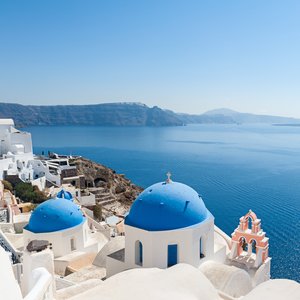 Blick über Oia auf der Insel Santorin, Griechenland